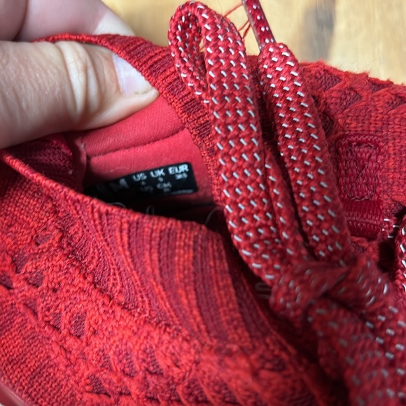 NOBULL Red Alert Knit runner Women’s size 7.5. - Picture 16 of 16